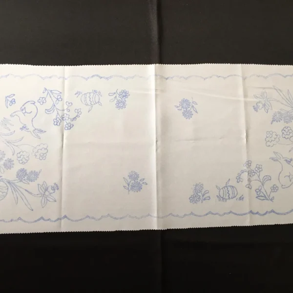 Kézimunka húsvéti terítő 40x90 cm 1