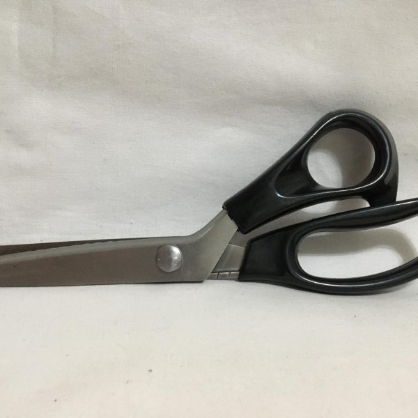 Cikk-cakk olló