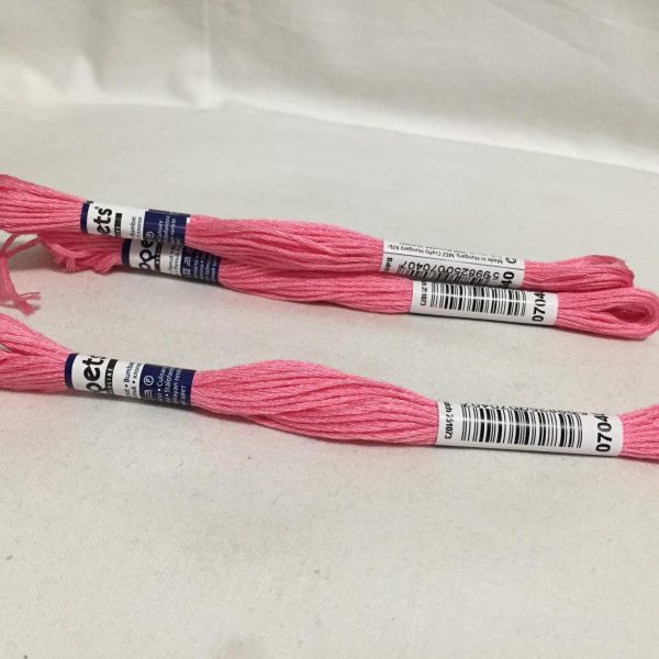 Puppets osztott hímző 7040