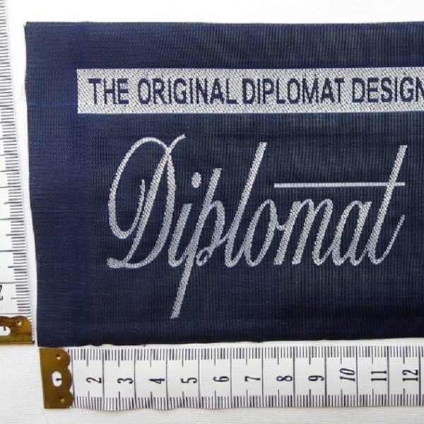 Folt feliratos diplomat