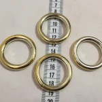 Függönykarika 32 mm-es arany műanyag