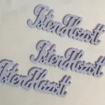 Isten hozott fa felirat 15 cm világos lila